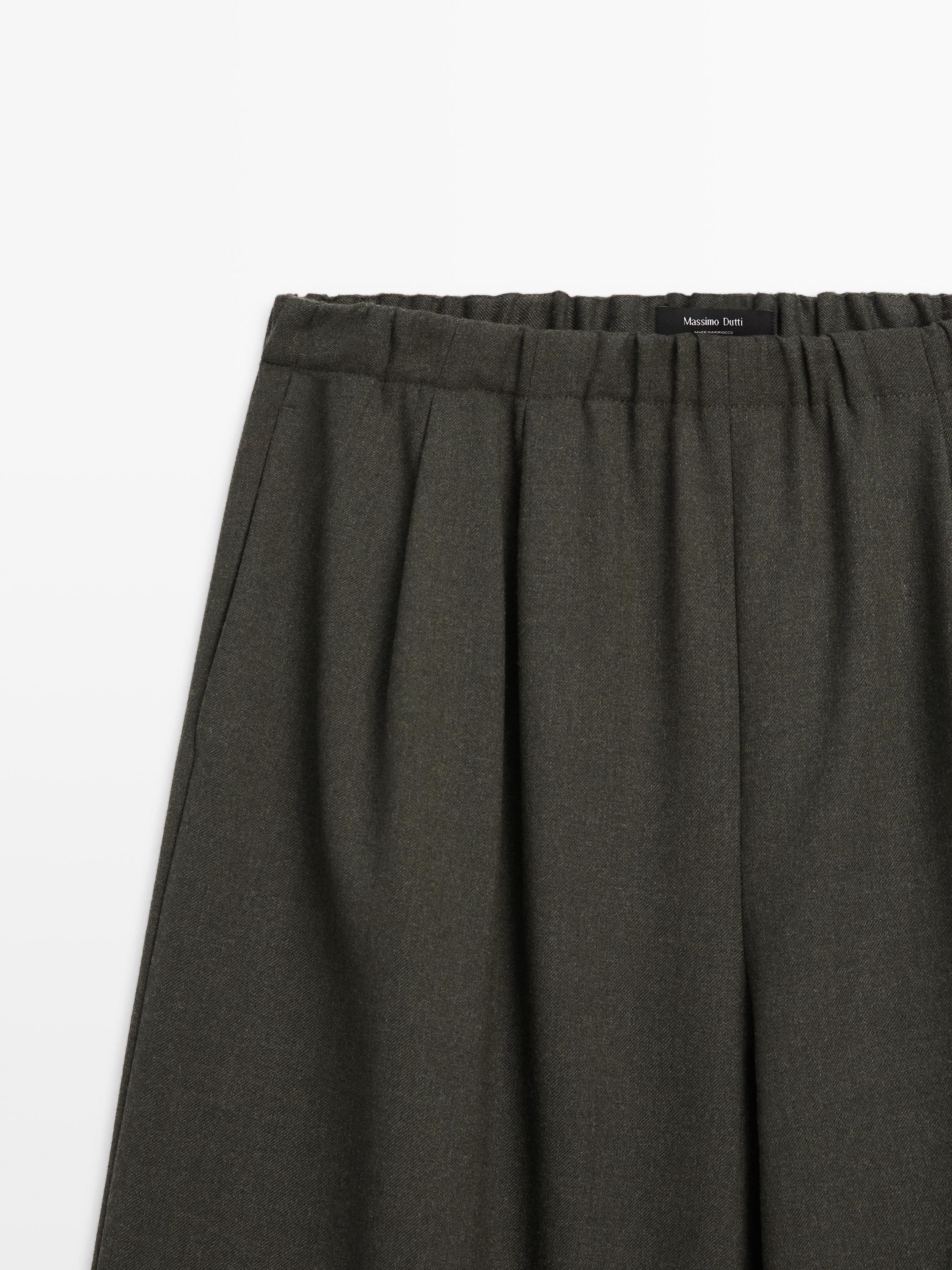 Pantalon large à pinces et taille élastique